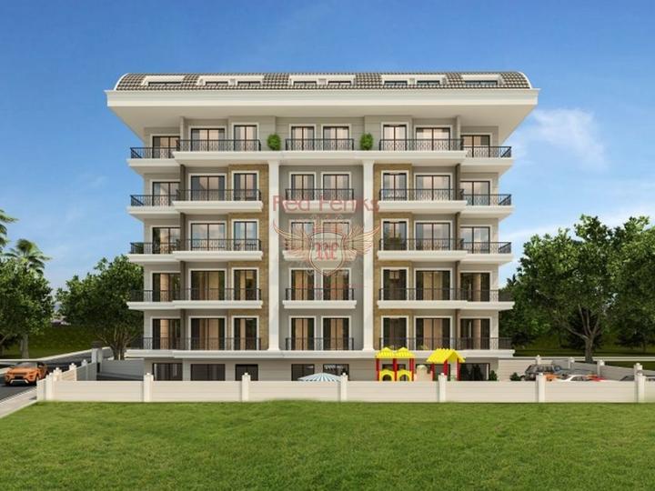 Авсаллар расположен на дороге к аэропорту Анталии, в 25 км от Аланьи.