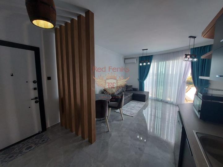 Апартаменты 1+1 Penthouse (60 м²) в 3 минутах от пляжа, купить квартиру в Кирения