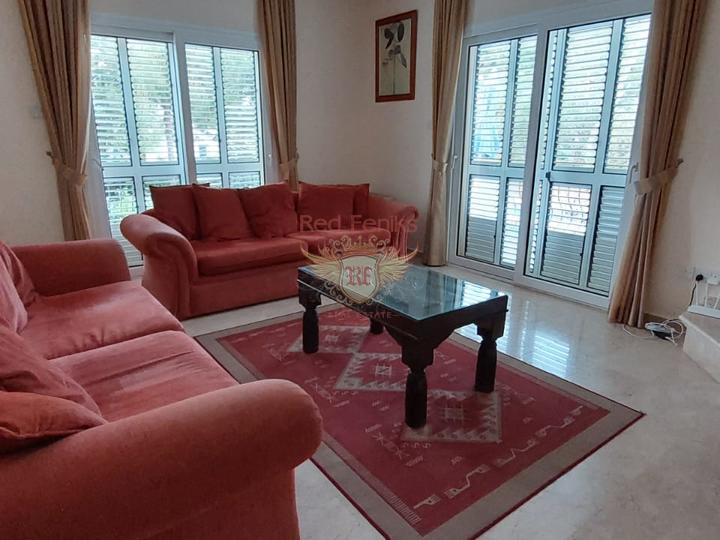 Four-room villa 190 m² 500 meters from the sea, buy home in Northen Cyprus, buy villa in Kyrenia, villa near the sea Kyrenia