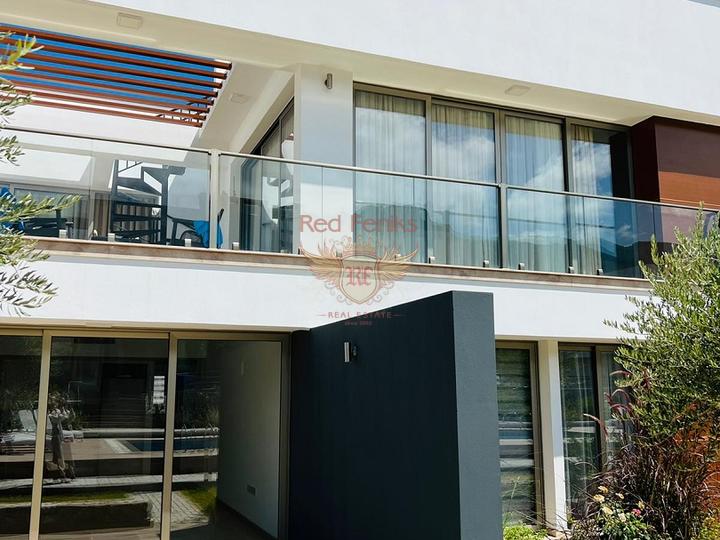3-Zimmer-Wohnung komplett möbliert 108 m² + 60 m² Terrasse in einer Luxusanlage 500 Meter vom Strand entfernt, Wohnungen zum Verkauf in Nordzypern, Wohnungen in Nordzypern Verkauf, Wohnung zum Verkauf in Kyrenia